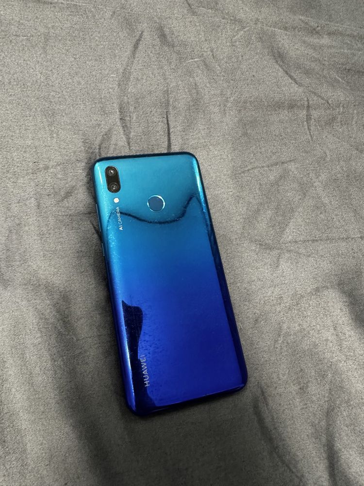 Продам смартфон Huawei P smart 2019 64GB в хорошем рабочем состоянии