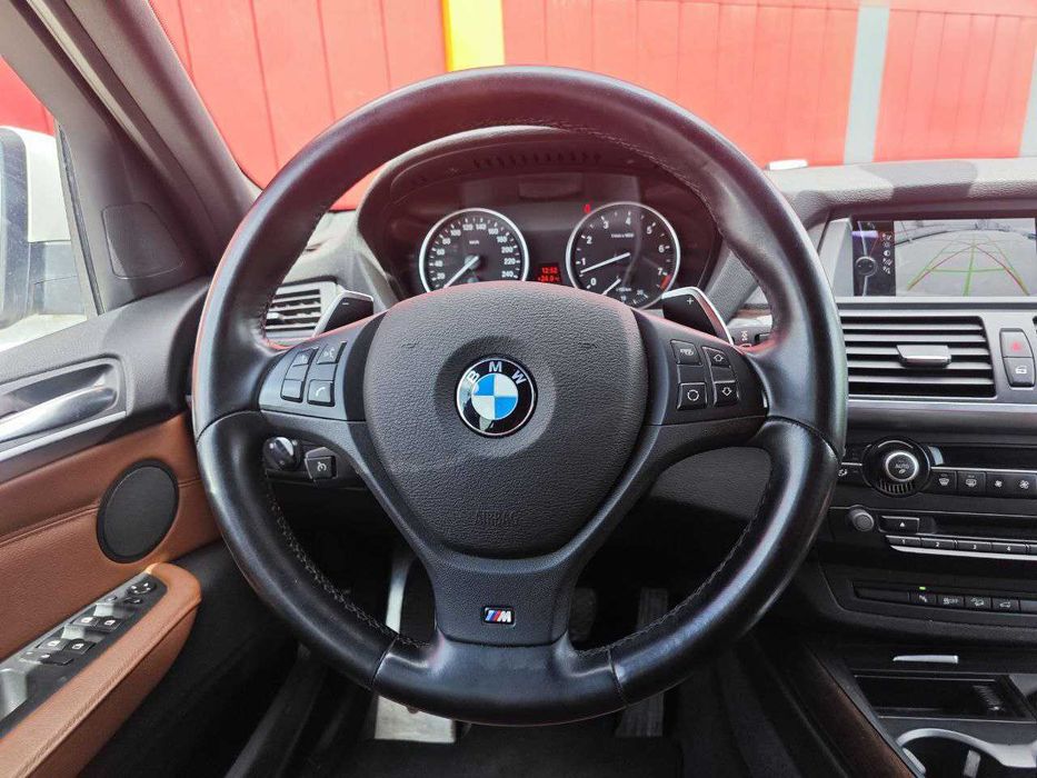 BMW x5 E70  3.5і 2012
