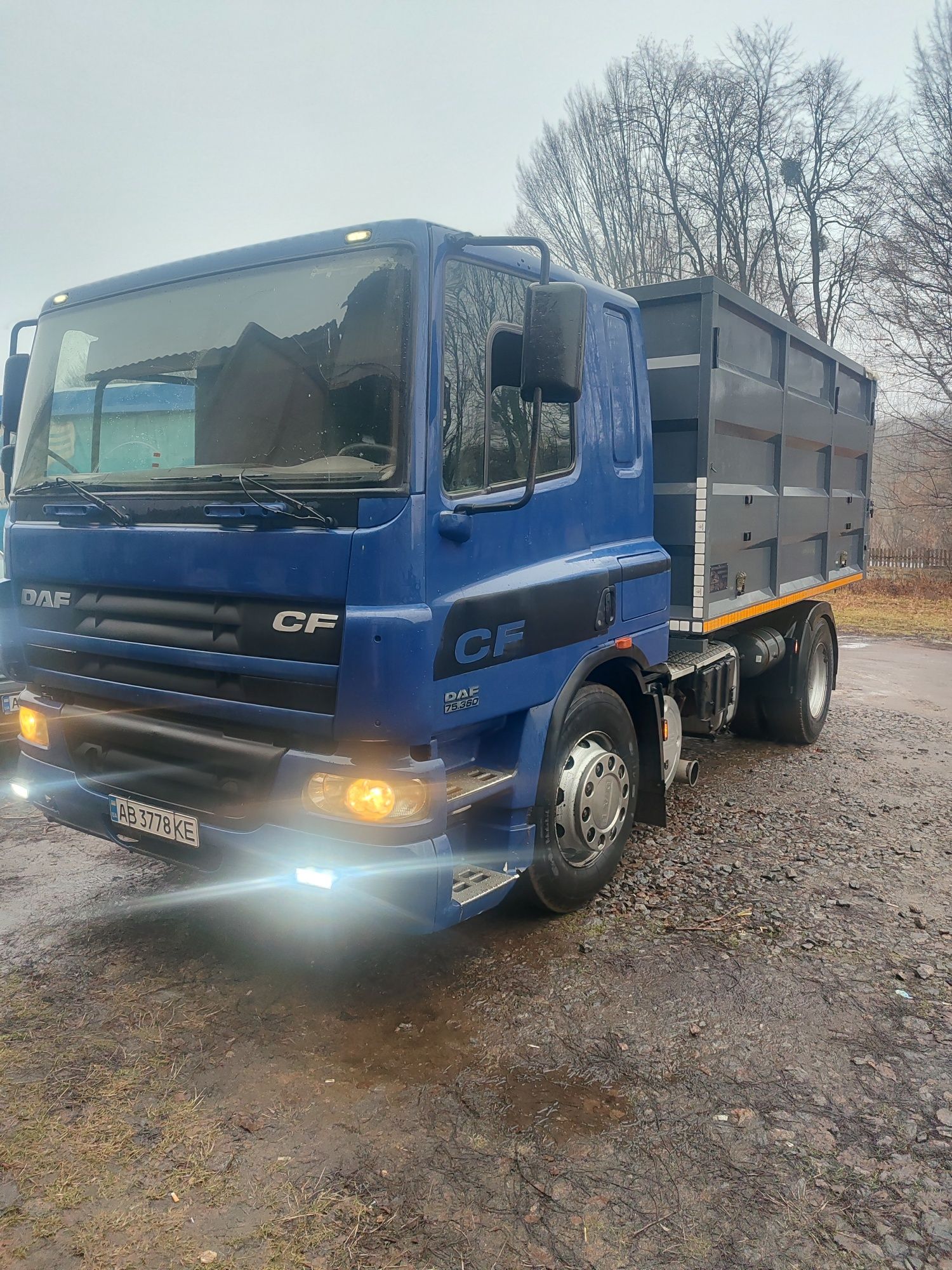 Daf cf 76. 360 самоскид
