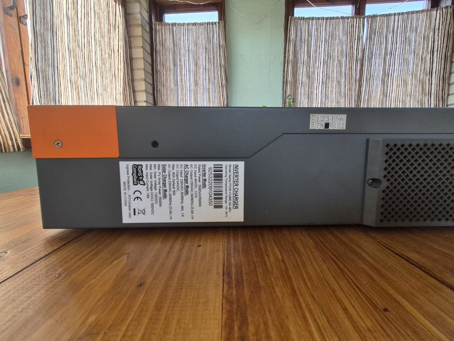 Інвертор гібридний чиста синусоїда PowMr POW-HVM 5.5KW 48V 220V