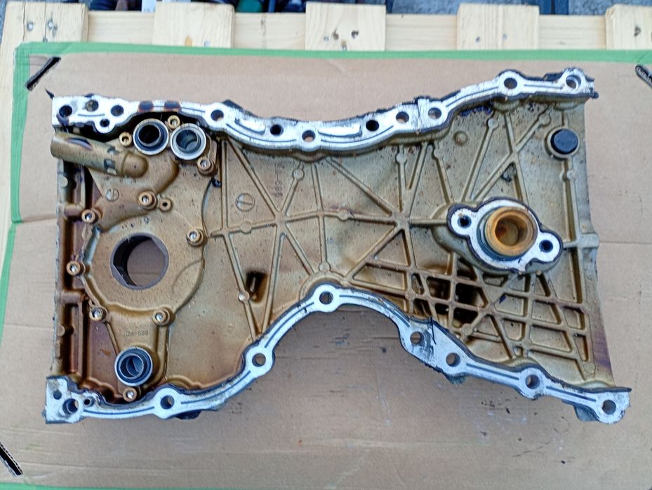 Suzuki Swift mk6 1.3  obudowa rozrządu