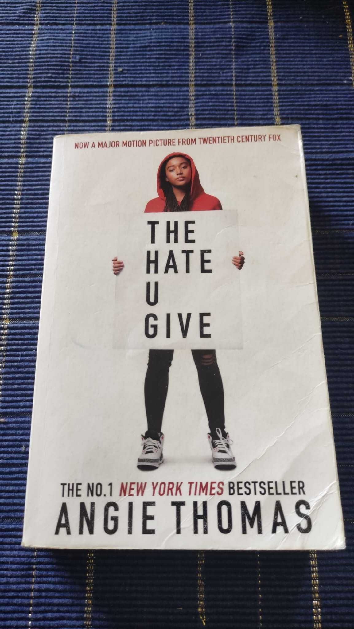 Livro "The hate you give", Angie Thomas