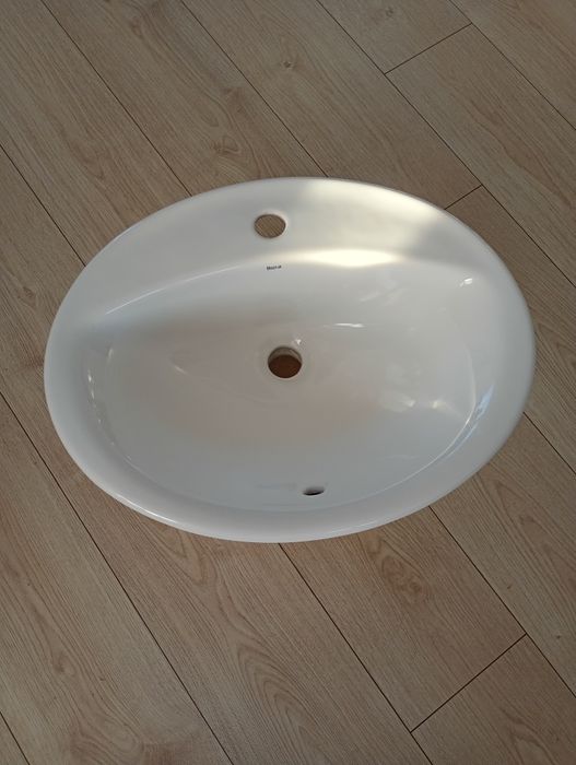 Umywalka Roca w bardzo dobrym stanie