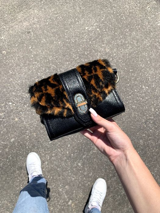 MICHAEL KORS оригинал. Брендовая сумка на пояс поясная бананка черная