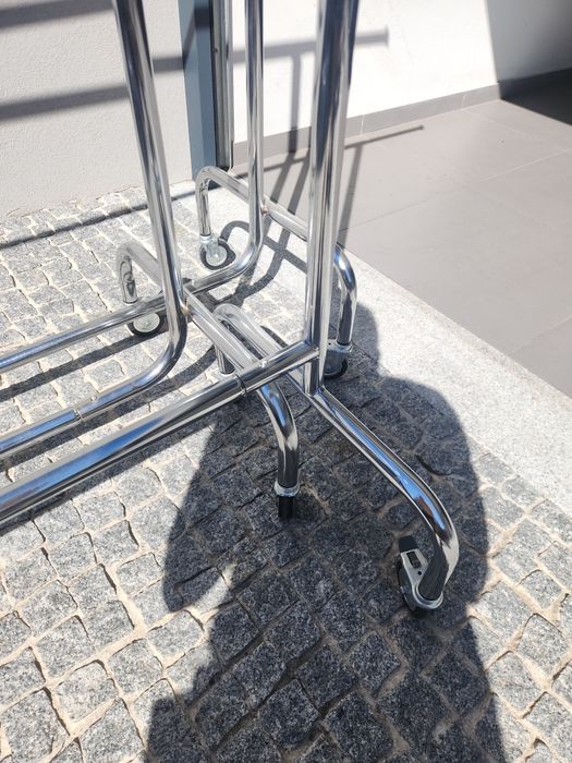 Charriot para pendurar roupa