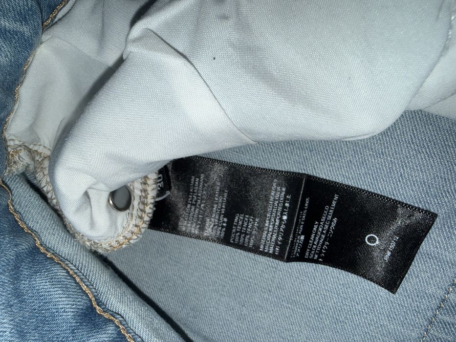 джинсы amiri голубого цвета