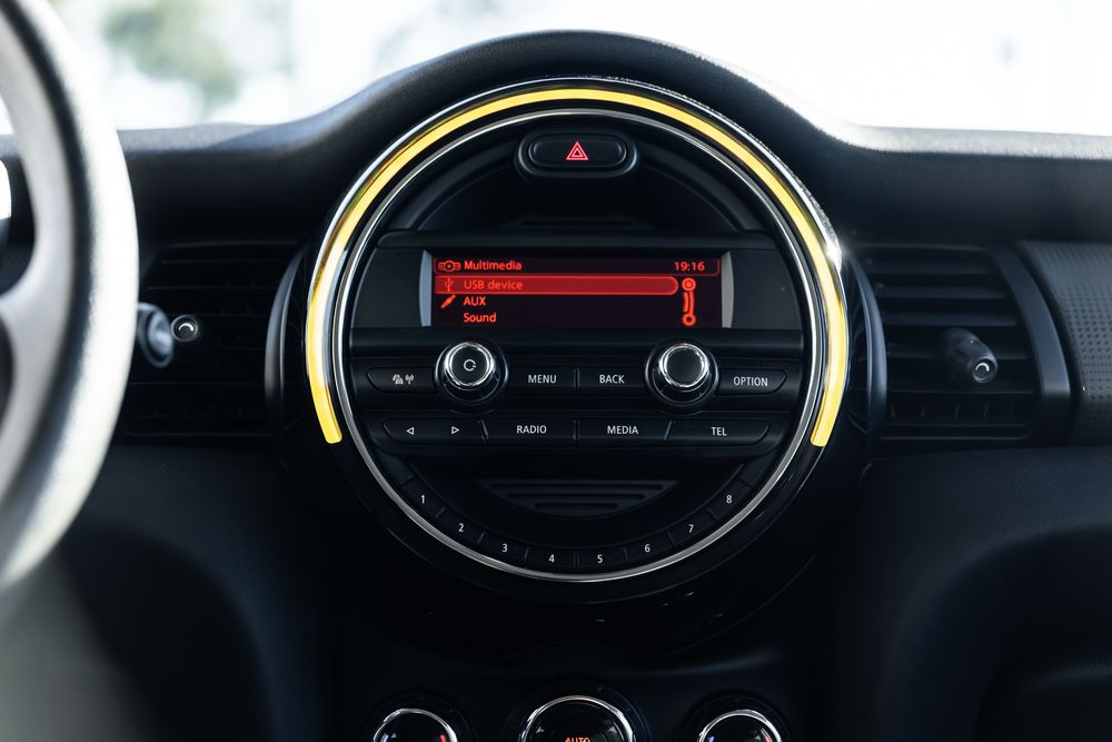 MINI 3 Portas Cooper D F56