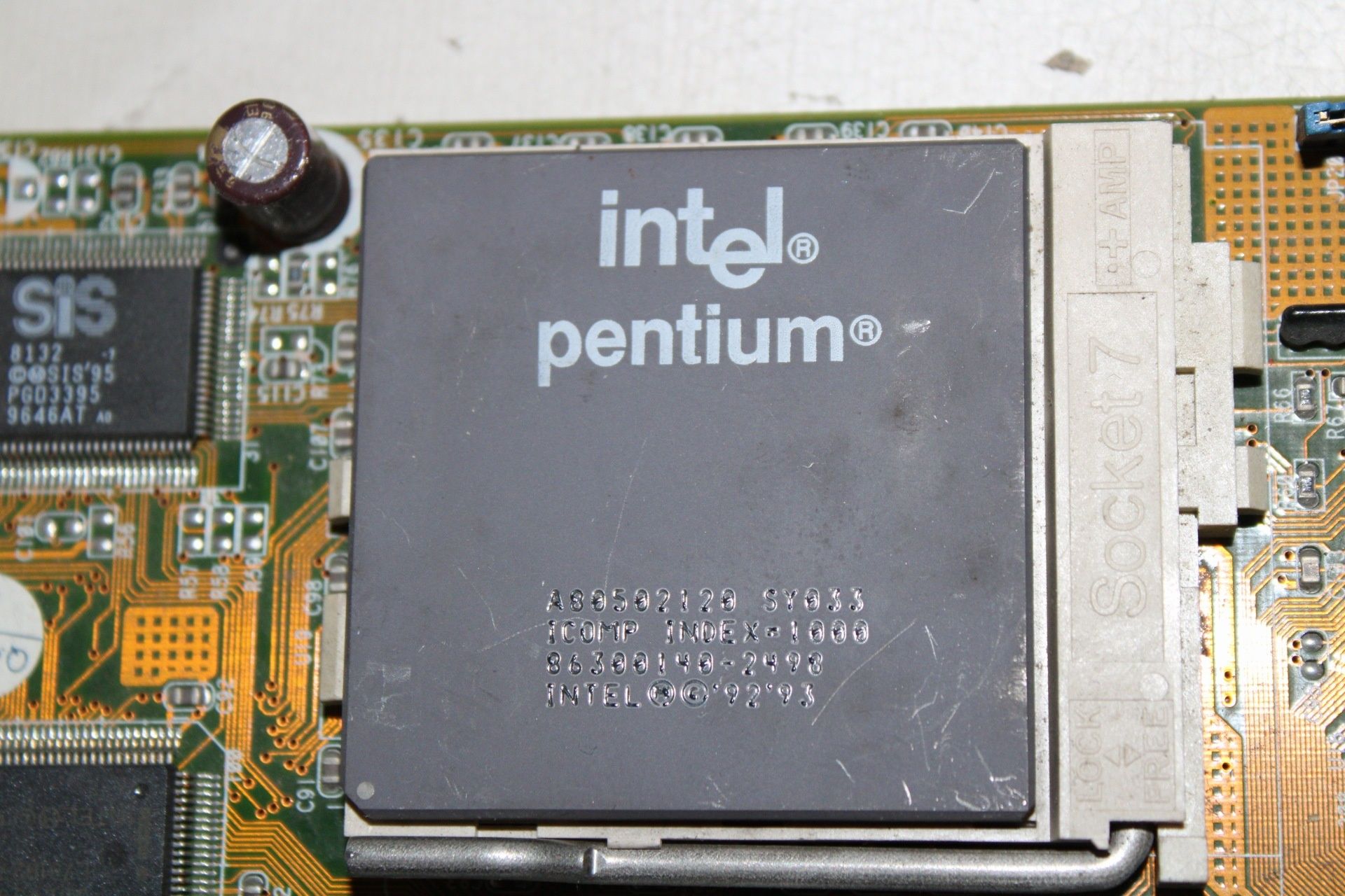 Retro płyta socket 7 proces Intel Pentium