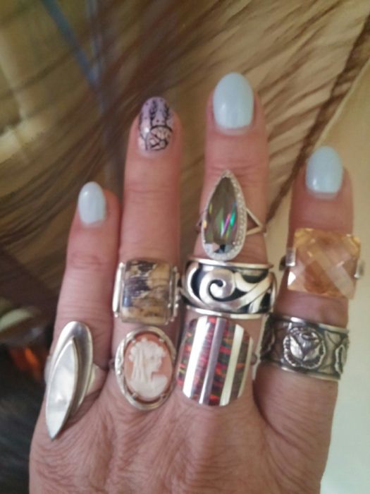 Piękne i orginalne pierścionki srebrne.