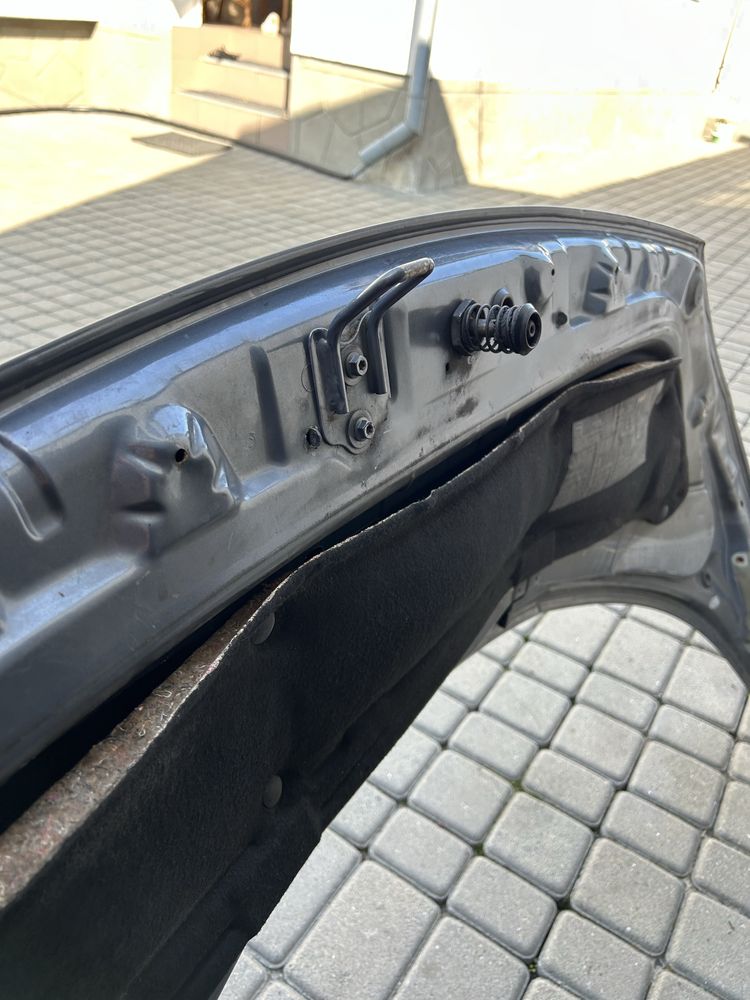 renault scenic 3 капот