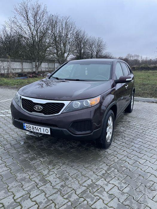 Kia Sorento 2011 рік • Бензин 2.4