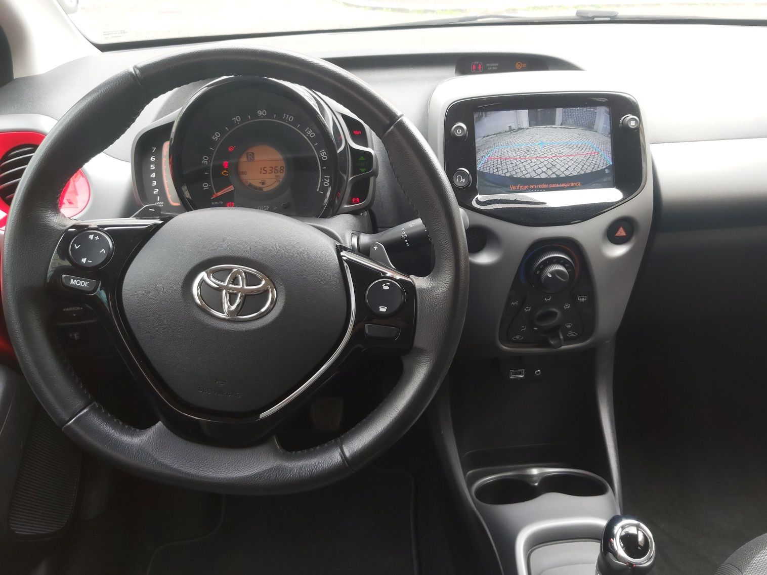 Toyota Aygo X-Play Plus Caixa Automática