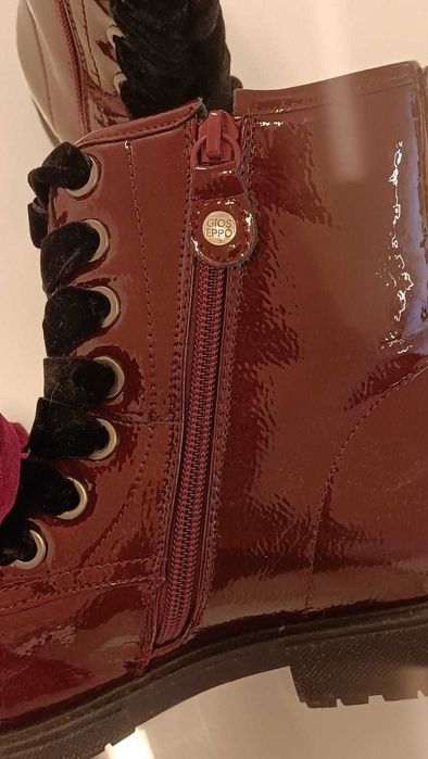 Botas de menina bordô da marca "GIOS EPPO"
