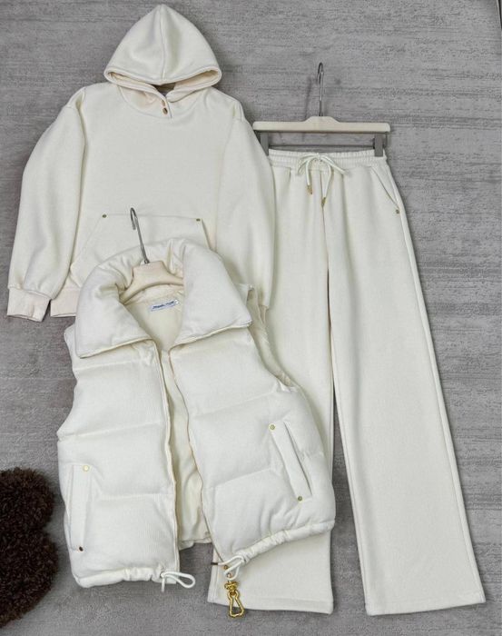 Костюм жіночий білий , трійка , теплий