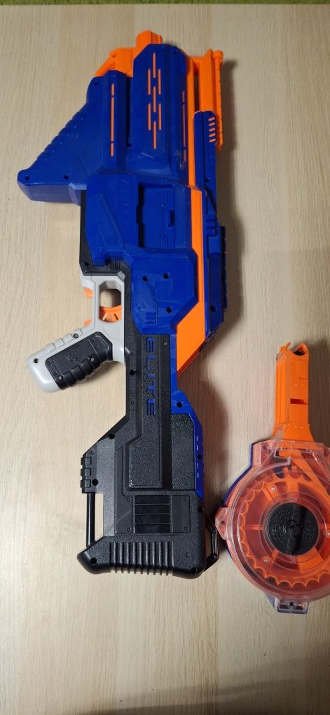 Nerf Infinius Automat