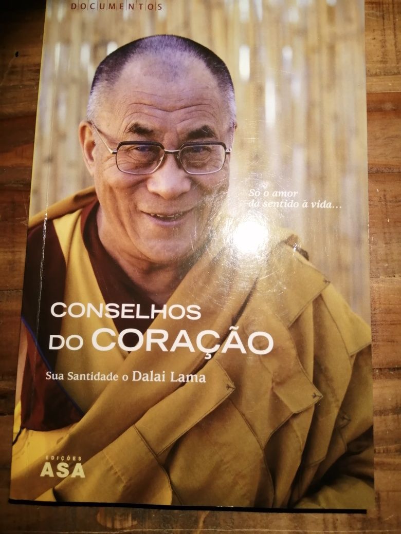 Livros (Dalai Lama, Osho, João Garcia..)