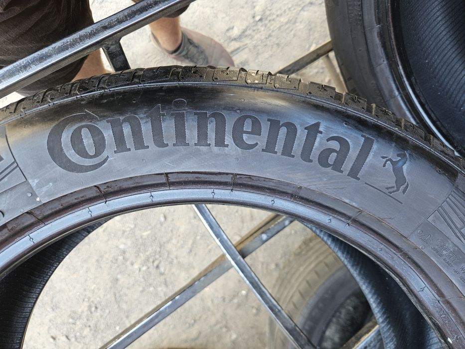 Шины БУ 235 55 R 19 Continental all season contact комплект всесезон