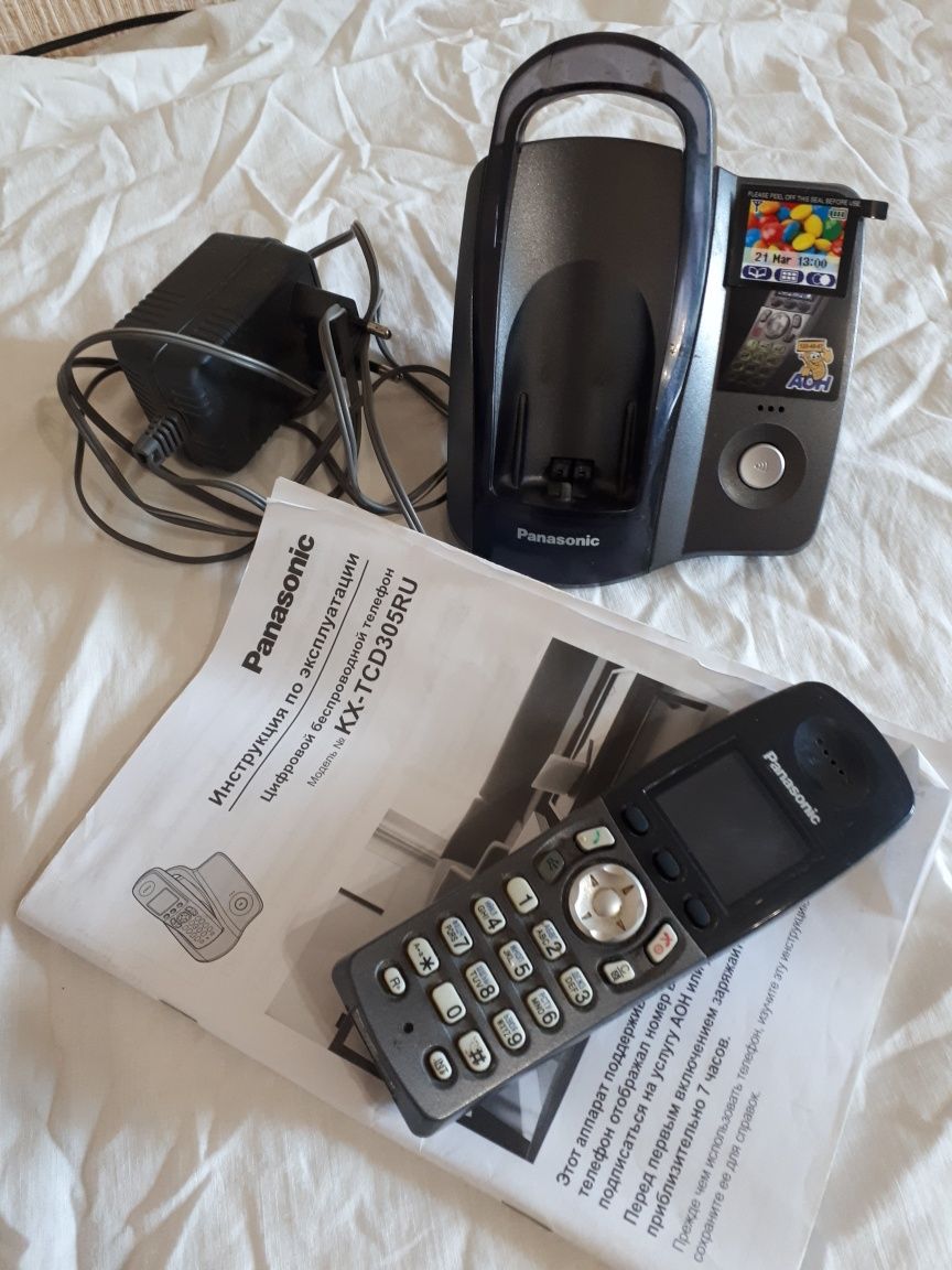 Домашний радио телефон PANASONIC