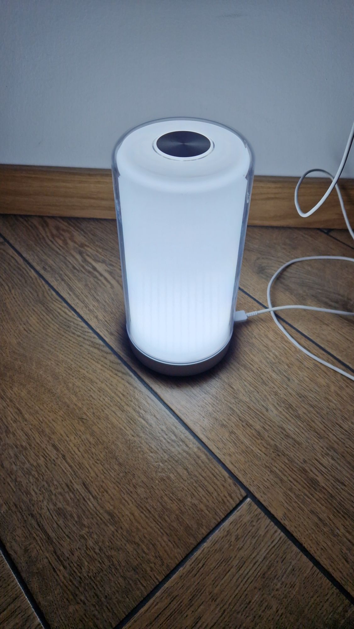 Dotykowa lampka led