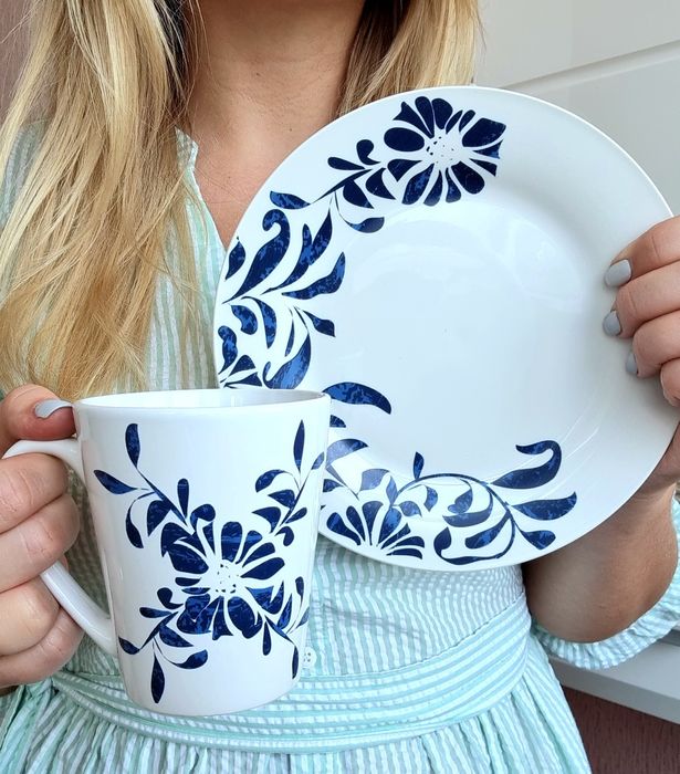 Набор из трех предметов чашка тарелка пиала