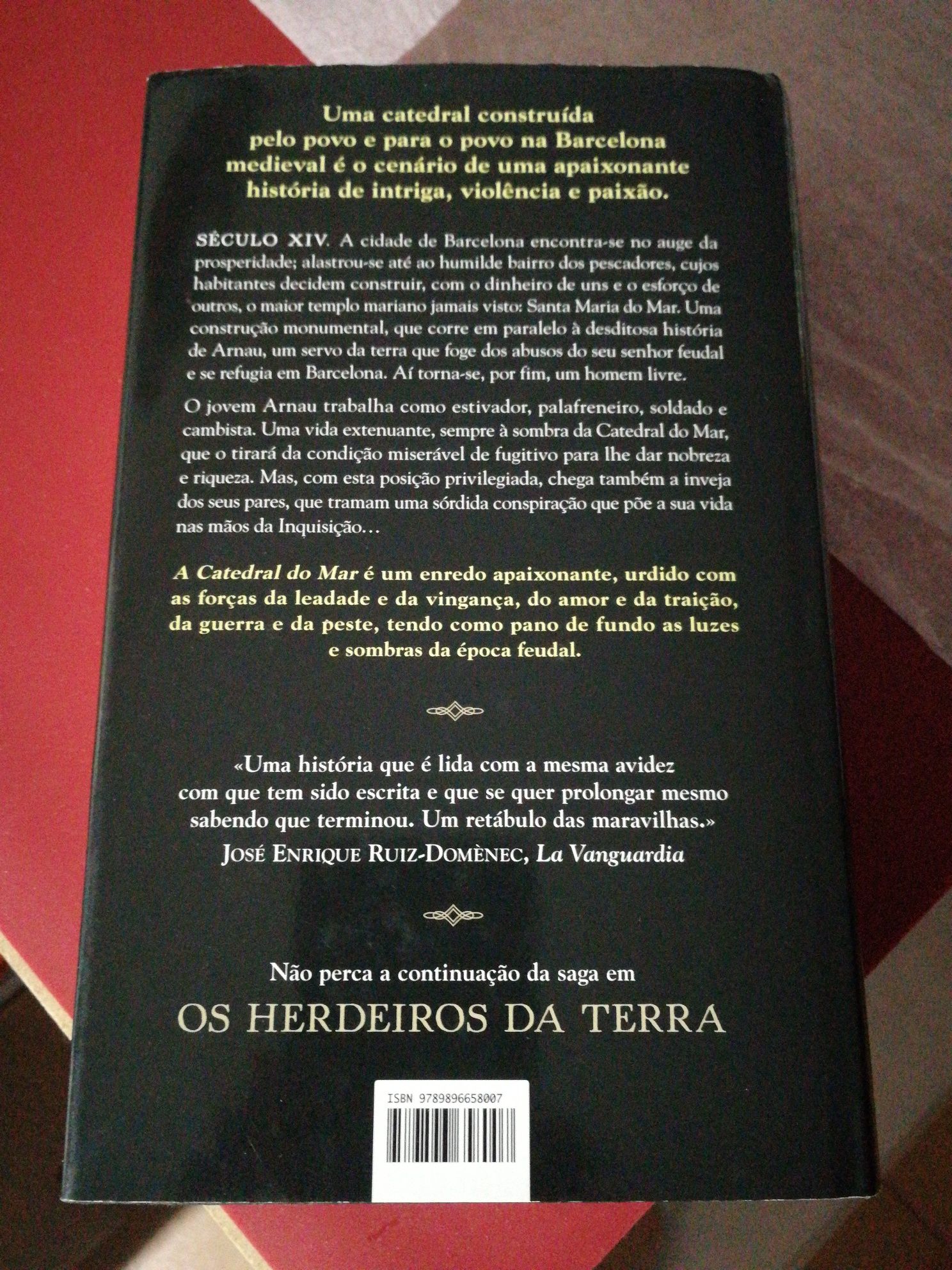 Livro "A Catedral do Mar" de Ildefonso Falcones