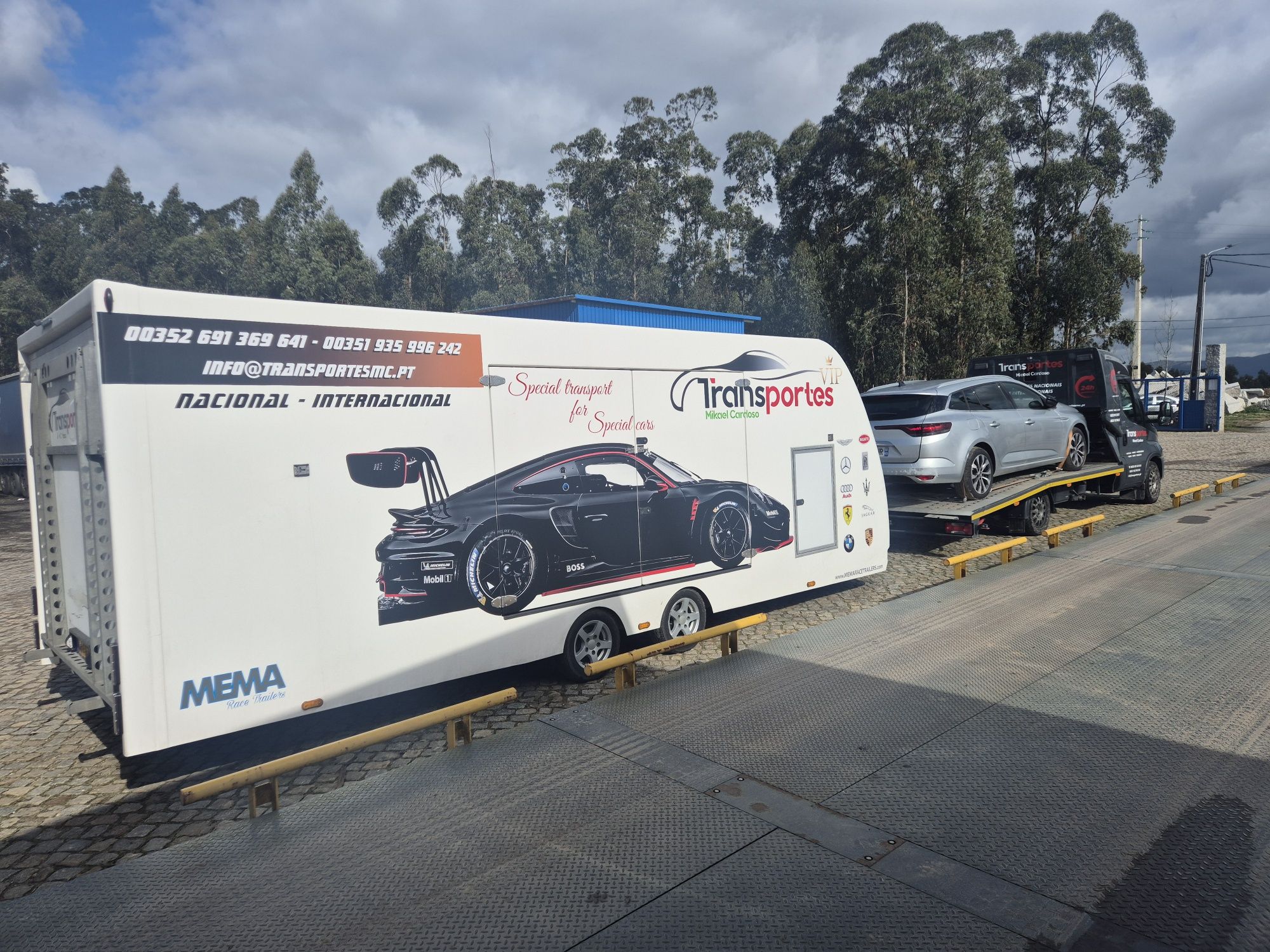 Reboque porta  automóveis