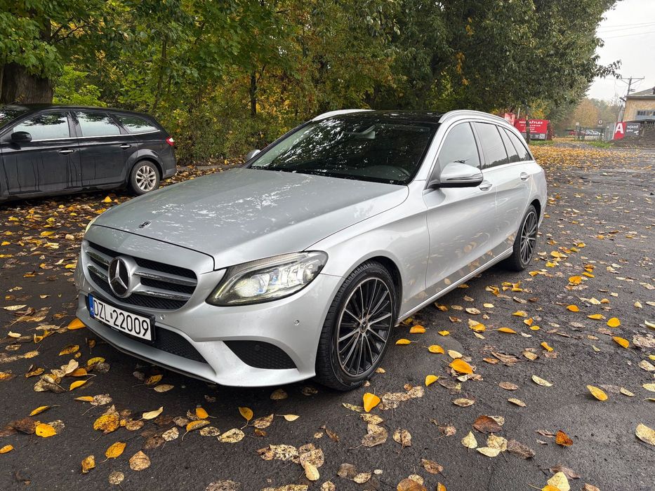 Mercedes-Benz Klasa C Virtual kokpit, Panorama, Multibeam LED, Ambiente, 9-G Tronic