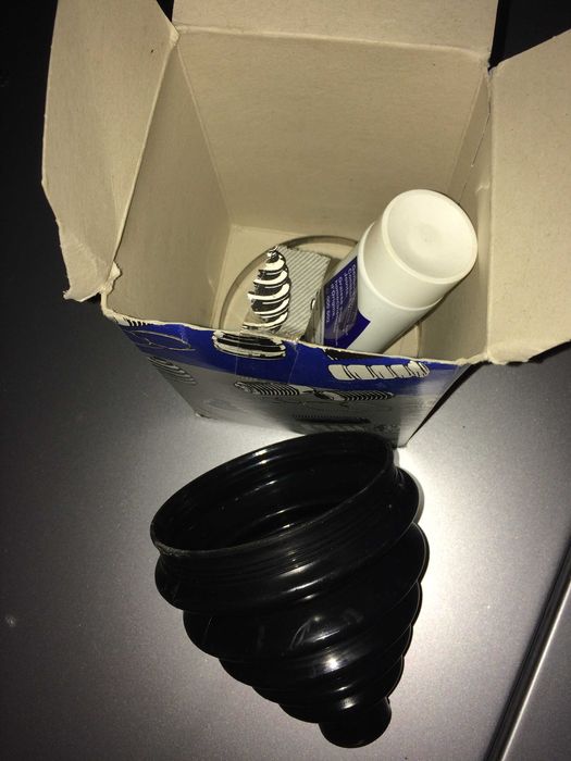 Vendo este material não preciso golf 4 TDI  material sem uso