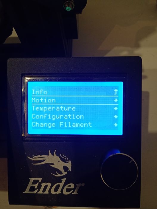 Sprzedam drukarkę 3d ender3