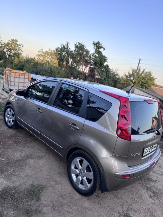 Nissan Note 2008 р. автомат