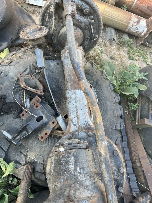 Запчастини ЗІЛ 131 мост задній та передній в сборі