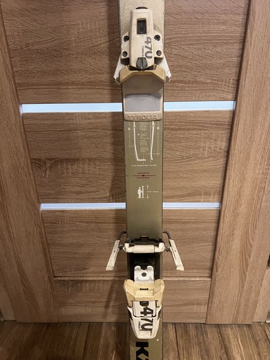 Narty zjazdowe Kastle