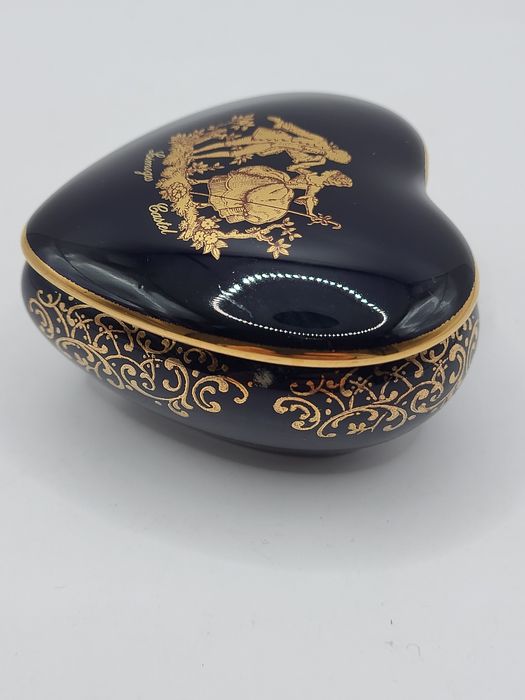 Porcelanowa szkatułka serce Limoges 22 kt złoto