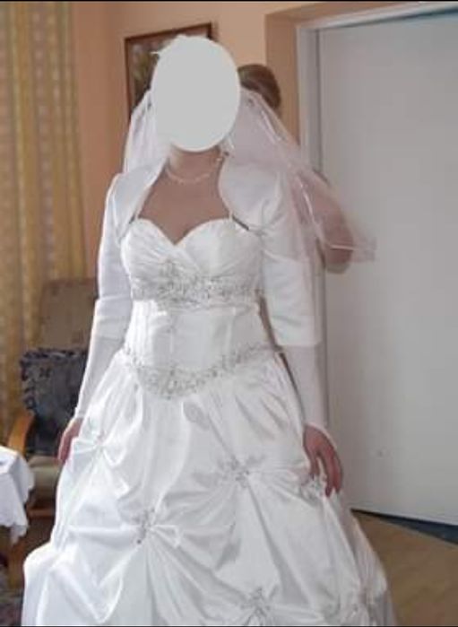 Suknia ślubna rozmiar 42 (14) z kołem