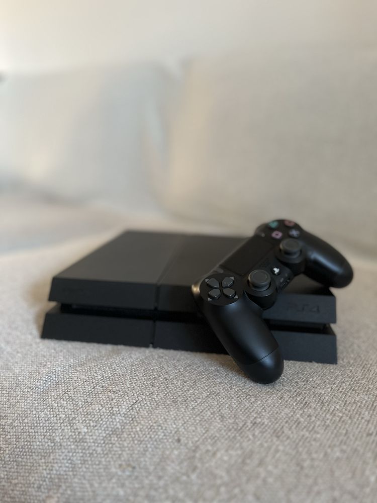 PS4 Preto - 500 GB