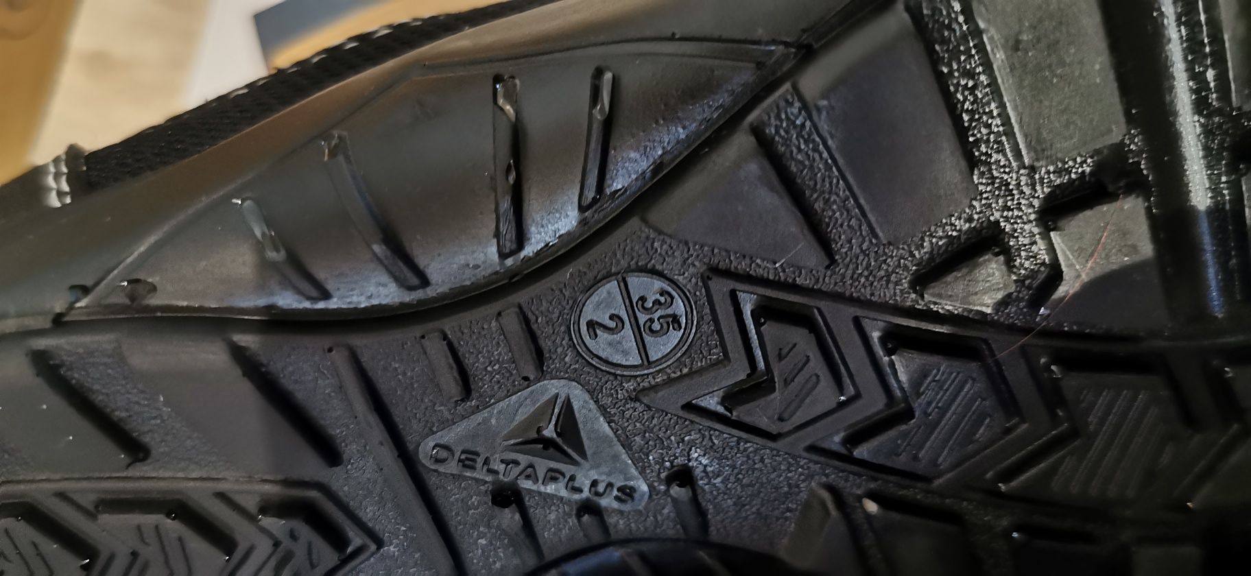 NOWE buty robocze  obuwie robocze bhp Deltaplus roz 35 S1P