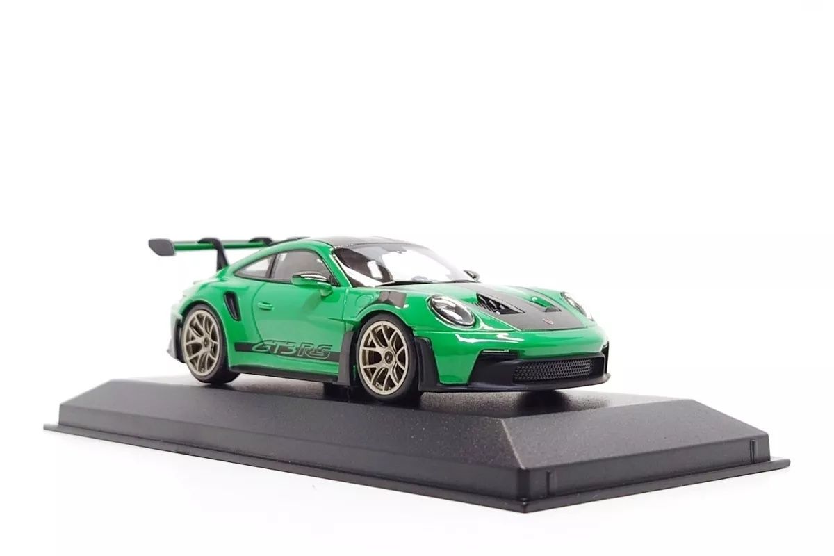 Minichamps 1:43 Porsche 911 (992) GT3 RS ano 2023