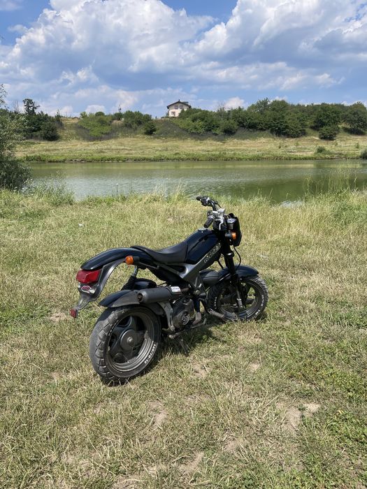 Продам мопед Suzuki Street Magic