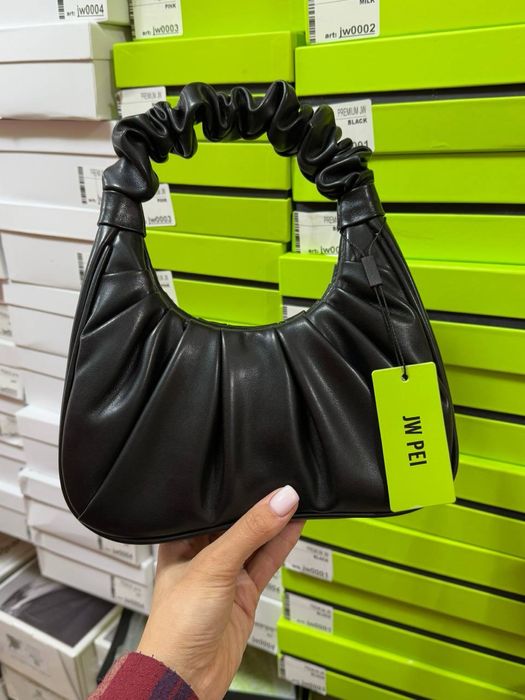 Шкіряна сумка JW PEI