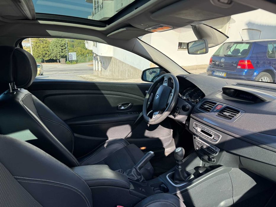 Renault Mégane III Coupé GT Line – Desportivo, Confortável