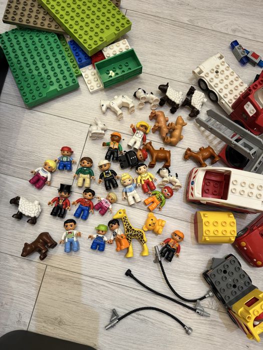 Lego duplo mega zestaw duzy ludziki pociag straz pozarna