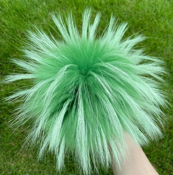 Pompony z futra naturalnego duże do czapki szaliki