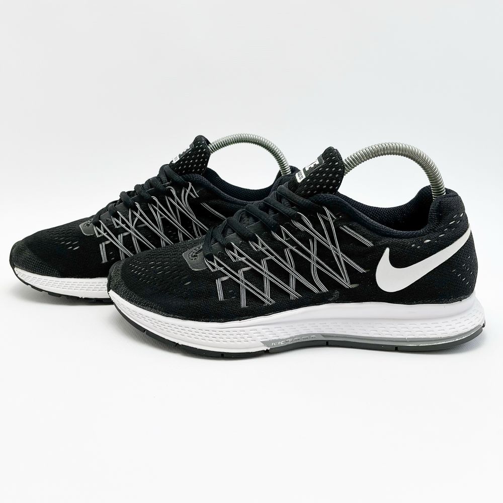 Кросівки Nike (Розмір 37.5) 23,5 см бігові для бігу залу тренувань