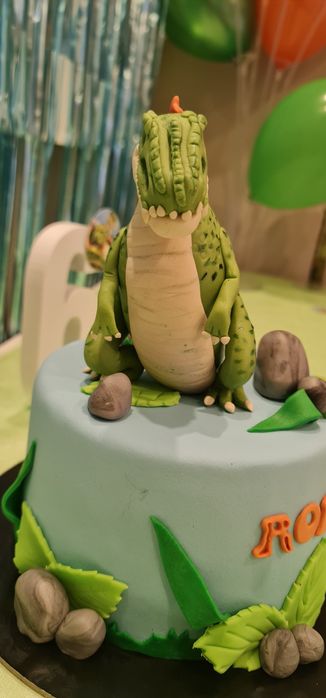 Festa Gigantossaurus