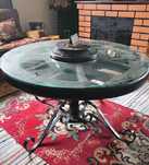 Mesa antiga de centro com roda de carroça - Antiguidade