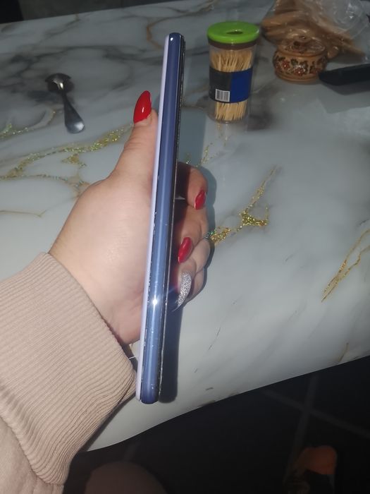 Продам телефон Samsung Galaxy A52