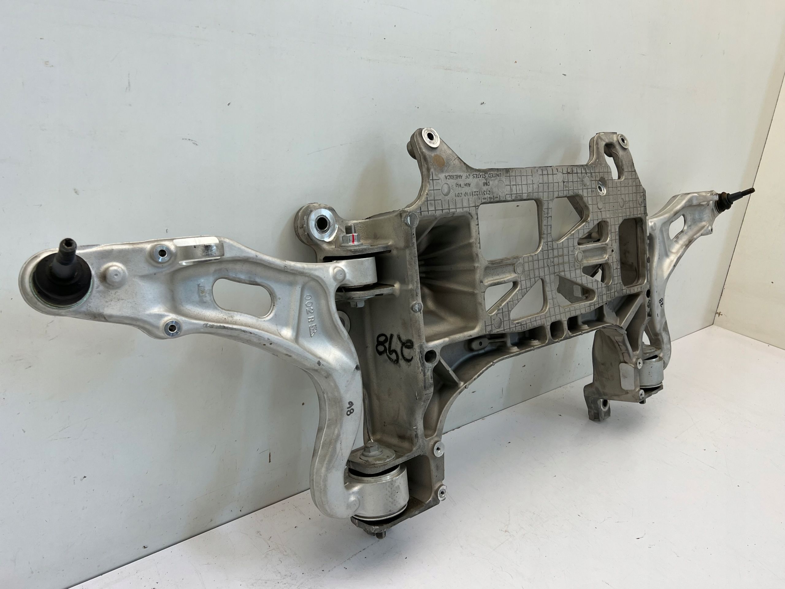 Fisker Karma ława Sanki Silnika Engine Support Subframe oryginał…
