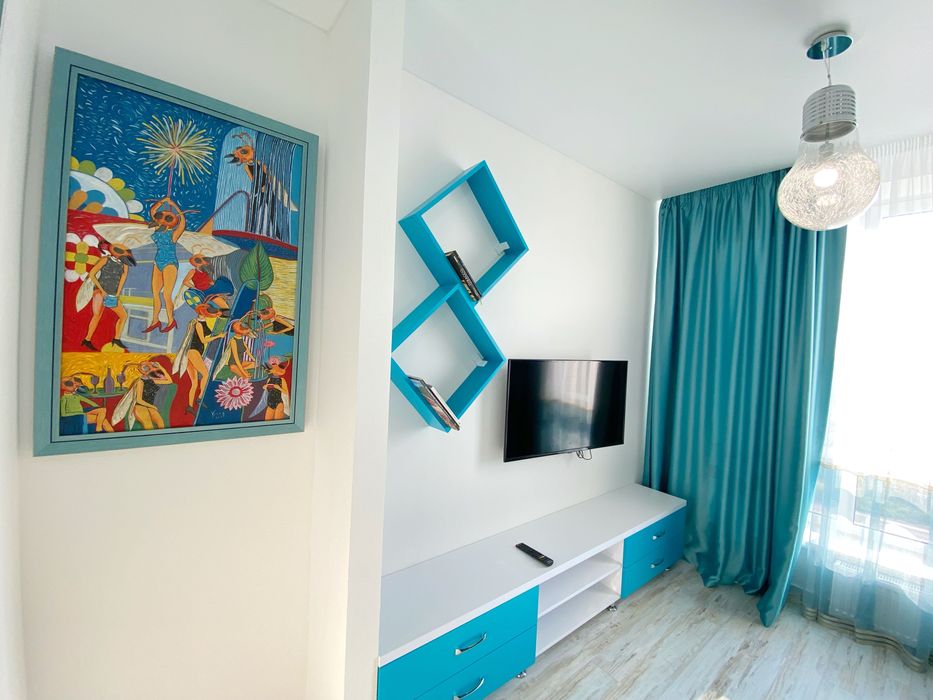 Аренда квартиры + парковка,сдам посуточно.Парк Фонтанов. Фонтанка