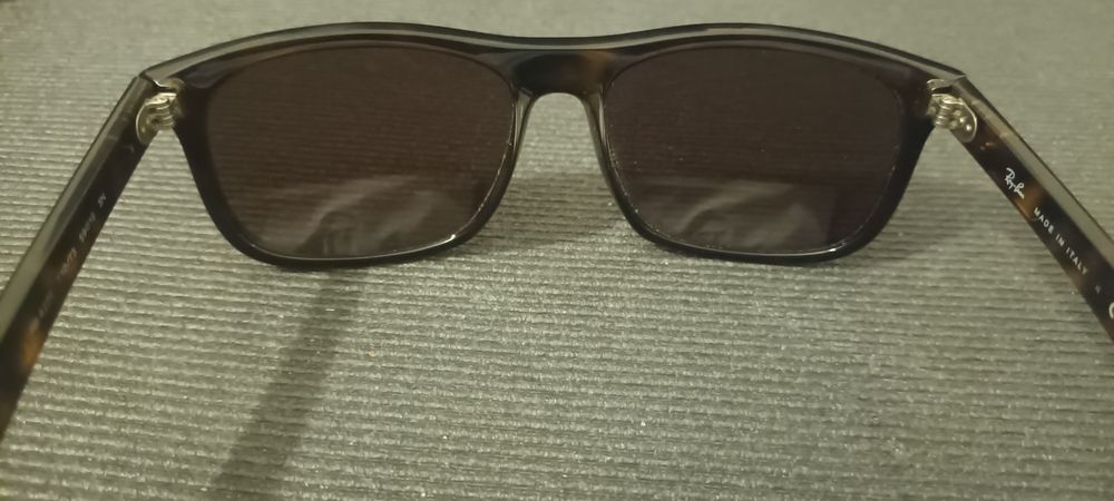 Ray-Ban RB 4226 série 710/73