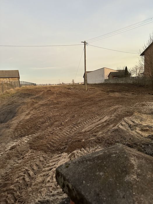 Usługi koparkoładowarką, minikoparką i wywrotką. Tylko z operatorem.